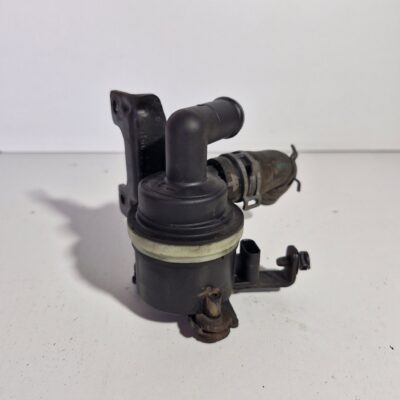 Pompă Suplimentară Apă Audi A6 C7 2.0 TDI 177 CP Cod Motor CGLC [2011-2018] Cod 5N0965561A