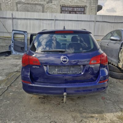 Hayon Portbagaj Opel Astra J Sports Tourer (Combi) Cod Culoare GEK / 4DU (Royal Blau / Dark Royal Blue) [Fabr. 2010-2015] Cod 13301585