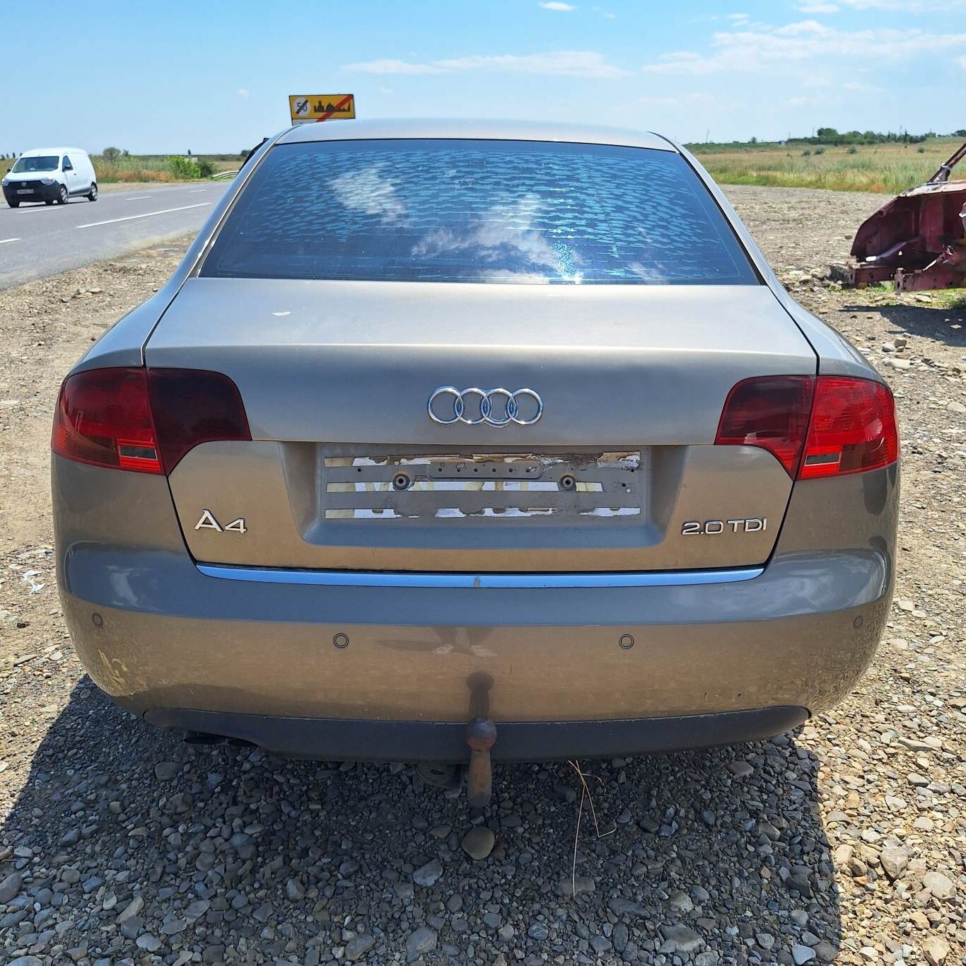 Stop Stânga Spate Interior / Haion Audi A4 B7 Sedan (Fabr. 2004 – 2008) Motor 2.0 TDI Cod 8E5945093A detaliu 2